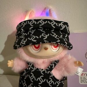 New:Musical & lights up Labubu